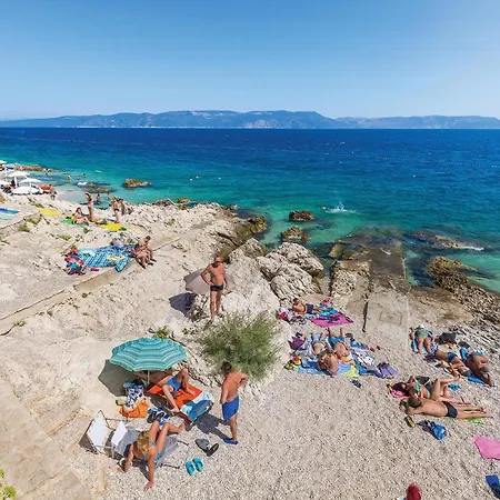 펜션 Amazing In With Sauna 라빈