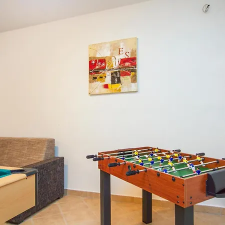 Amazing In With Sauna 라빈